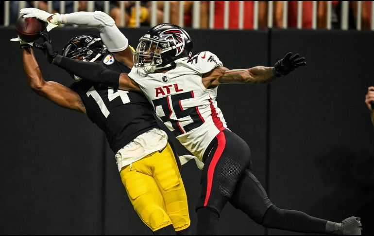 Los Pittsburgh Steelers dominaron con autoridad a los Atlanta Falcons. ESPECIAL/@steelers
