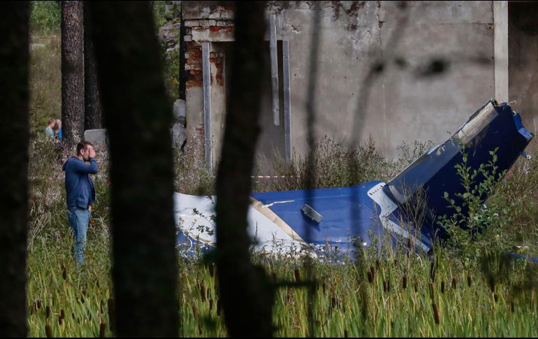 Restos del avión Embraer-135 que se estrelló al norte de Moscú, donde murió Yevgueni Prigozhin. EFE