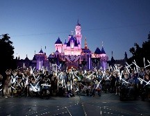 Los asistentes celebraron en Disneyland en Anaheim el estreno de 