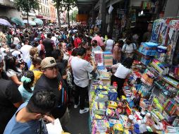 Los descuentos establecidos en calzado, uniformes y papelería van desde el 10 al 35%. SUN/ARCHIVO