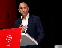 Un caso en específico es el de Pedro Sánchez, presidente del Gobierno de España quien invitó a Rubiales a dejar su cargo, ya que sus disculpas no eran motivo suficiente para dejar de lado sus conductas y olvidarlo todo. EFE / E. Rubio