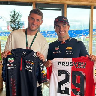 Checo Pérez y Santiago Giménez se reúnen en Países Bajos