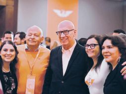 Ayer se realizó una reunión de emecistas en la Ciudad de México. Dante Delgado (centro) negó que exista un pleito con el gobernador de Jalisco. ESPECIAL