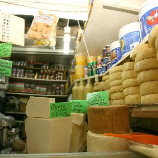 Estos son los quesos panela con más sodio, según Profeco