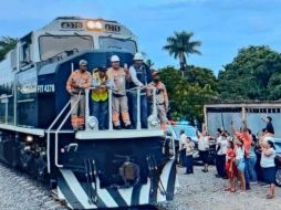 El tren pasó entre esas poblaciones con 10 tolvas cementeras y dos tanques con ácido fluorhídrico, con una velocidad menor a los 10 kilómetros por hora. SUN