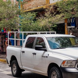 ¿Cuánto cuesta la multa por estacionarse en línea amarilla en Guadalajara?