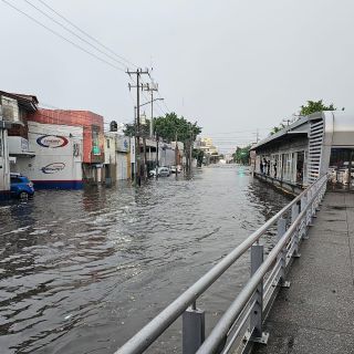 Siteur reporta cierre de la línea 1 del Tren Ligero y Macrobús por lluvia registrada