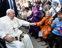 El papa Francisco es recibido en la Nunciatura Apostólica de Mongolia. EFE/Medios del Vaticano