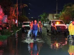 Tras la lluvia de la tarde, el caos se desató en la ciudad. ESPECIAL/ Protección Civil Jalisco