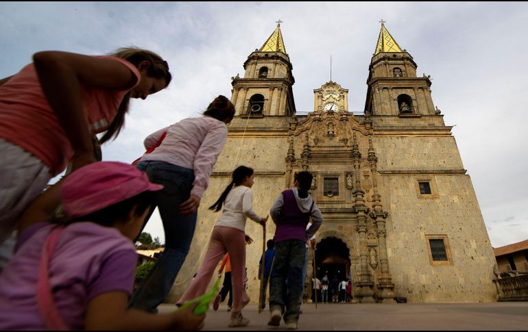 ¿Cuánto cuesta ir de Guadalajara a Talpa de Allende en autobús?