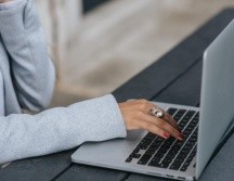 En caso de que tu acta de nacimiento tenga un error, puede corregirse fácilmente, sólo necesitas enviar un correo electrónico al Rregistro Civil. Pexels.