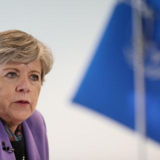 Alicia Bárcena comparece este lunes ante senadores