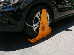 De acuerdo con el ayuntamiento de Guadalajara, la multa por daño o retiro no autorizado del inmovilizador es de alrededor de 7 mil pesos. EL INFORMADOR / ARCHIVO