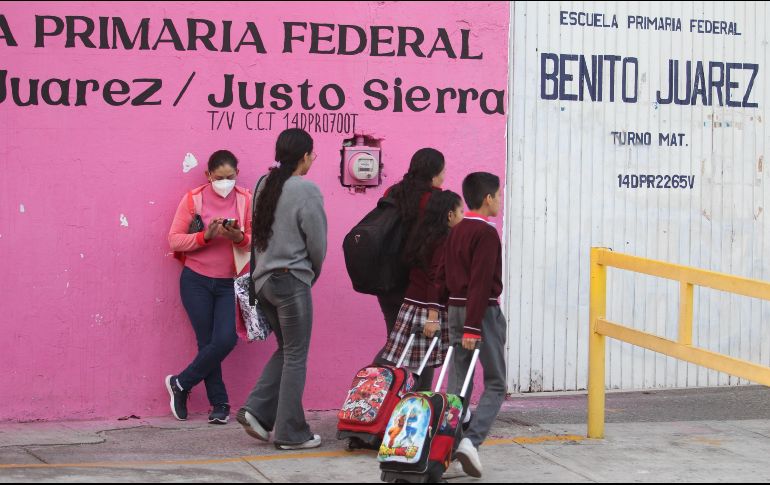 La Beca Benito Juárez, forma parte de los más de 30 programas sociales que brinda el Gobierno de México./ INFORMADOR ARCHIVO