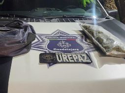 Los oficiales le marcaron el alto y tras una inspección de protocolo, le fueron asegurados 500 gramos de presunta marihuana que llevaba en la mochila. CORTESÍA