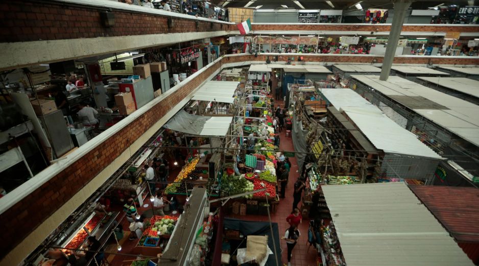 El Mercado San Juan de Dios es una obra que llama la atención por su arquitectura, una de las más emblemáticas de Guadalajara. EL INFORMADOR / ARCHIVO