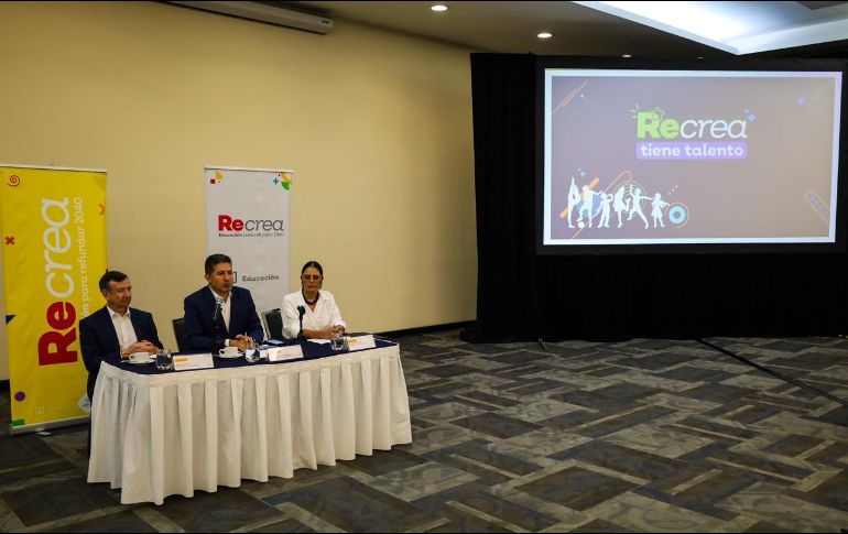 Juan Carlos Flores, titular de la SEJ, señaló que se busca fomentar el desarrollo de actividades culturales en las escuelas y apoyar en el desarrollo de las personas. EL INFORMADOR / ARCHIVO