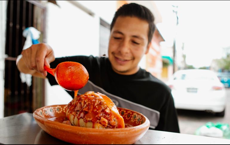 Si quieres probar las mejores tortas ahogadas de Guadalajara, tienes que visitar uno de los establecimientos más emblemáticos de la ciudad. EL INFORMADOR/ ARCHIVO.