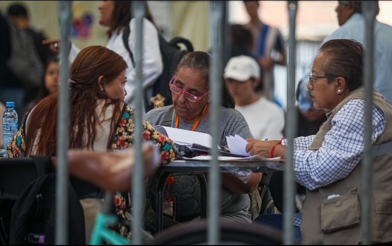 Beneficiarios pueden acudir a las sucursales bancarias y disponer de los cajeros o cobrar en ventanilla. EL INFORMADOR/H. Figueroa