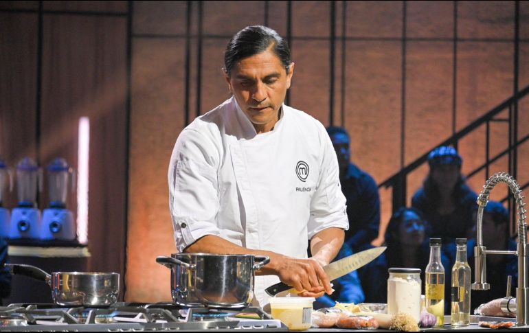 En esta ocasión, tres finalistas, Irma Miranda, Paco Palencia y Eduardo Capetillo Gaytán, competirán para ganarse el título de mejor cocinero de la temporada y el premio de un millón de pesos. TWITTER / @MasterChefMx