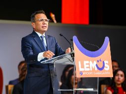 Lemus agradeció la presencia de políticos de otros estados, diputados federales e incluso la presencia de exalcaldes como Ismael del Toro y Emilio González Márquez. EL INFORMADOR / A. Navarro