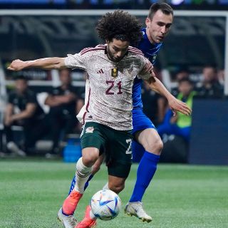 Martinoli critica al "Chino" Huerta: "La gente se emociona porque metió un túnel"