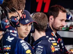 Red Bull finalizó los segundos entrenamientos libres, que sirvieron como simulación de la clasificación, lejos de los puestos de cabeza que ocuparon los dos Ferrari, con Pérez séptimo (foto) y Verstappen octavo. EFE / T. White