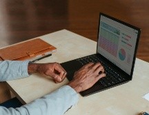 El home office se ha vuelto la norma para miles de mexicanos. Foto de Windows en Unsplash