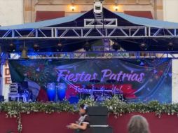 El sonido de las ráfagas asustó a las personas que se encontraban en la verbena popular que se desarrollaba en la plaza principal, visitantes y comerciantes optaron por retirarse del sitio al iniciar la movilización de los policías. ESPECIAL