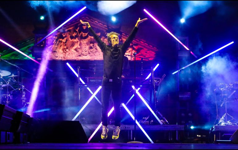 La emblemática agrupación deleitó a su público jalisciense con un repertorio de más de 15 melodías. EL INFORMADOR/ A. Navarro