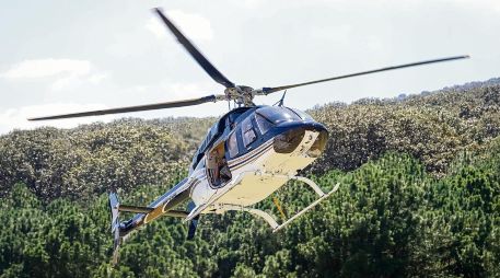 El helicóptero usado para lanzar las bombas de semillas fue facilitado por Aviacopter. EL INFORMADOR/ H. Figueroa