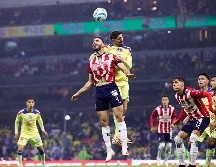 Chivas perdió orden después de los primeros 20 minutos del juego. IMAGO7/E. Sánchez