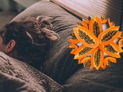 La papaya puede darte salud mientras duermes. ESPECIAL/ Foto de Gregory Pappas y Ashleigh Sheaen Unsplash.