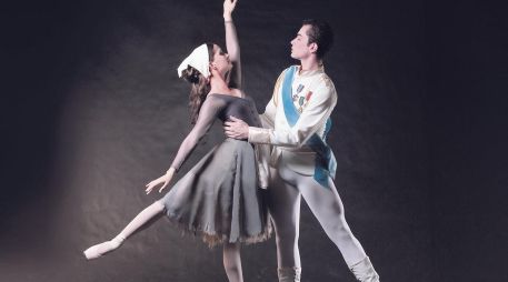 Acompañado por la OFJ, el Ballet de Jalisco presenta “La Cenicienta”. ESPECIAL
