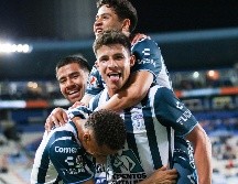 Illian Hernández festeja después de anotar el tercero de los Tuzos. IMAGO7/E. Hernández