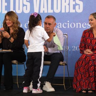 Exhorta Alberto Esquer a fomentar valores en la niñez