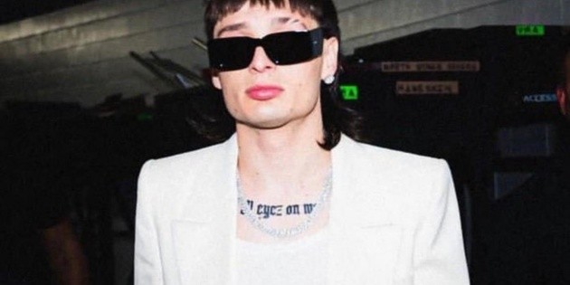 As&iacute; se ve&iacute;a Peso Pluma de ni&ntilde;o en las fuerzas b&aacute;sicas de Chivas | FOTO