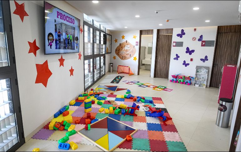 Las oficiales beneficiadas están contentas porque tendrán menos preocupaciones de dónde dejar a sus hijos, sobre todo cuando se extienden sus tiempos de trabajo. EL INFORMADOR / H. Figueroa