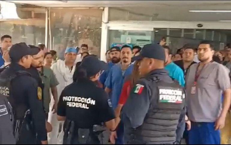 En la reunión se acordó la capacitación a elementos del SPF en el curso Identidad IMSS, que brinda herramientas y desarrolla habilidades para el buen trato.