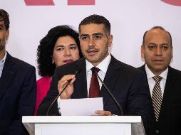 Ayer, Omar García Harfuch sostuvo una reunión privada con legisladores de Morena, en la que reafirmó el compromiso de trabajar en unidad para dar continuidad al proyecto de la 4T en la capital del país. SUN / ARCHIVO