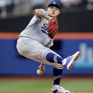 ¿Julio Urías podría jugar en el beisbol de México?