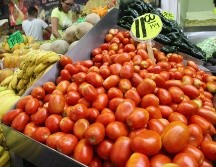 El propósito principal de la tarjeta INAPAM es ayudar a las personas mayores de 60 años de edad a tener una mejor calidad de vida y reconocer su valiosa contribución a la sociedad. EL INFORMADOR / ARCHIVO