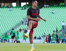 Santamaría, que también se perdió la convocatoria con su selección por el mismo problema, salió de cambio en el juego ante Querétaro de la Jornada 5. IMAGO7