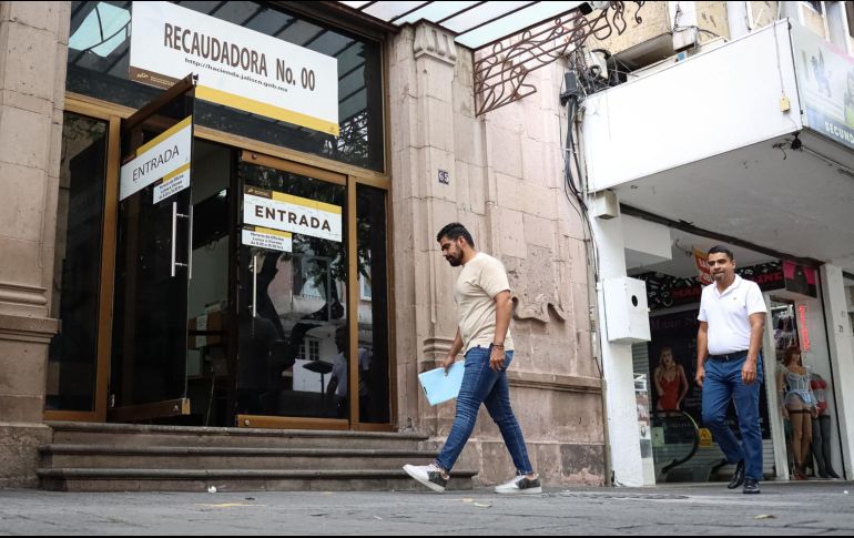 Las recaudadoras municipales y las unidades administrativas municipales también permanecerán cerradas durante este viernes. EL INFORMADOR