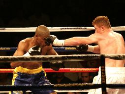 El pleito del Canelo Álvarez contra Euri González tuvo lugar hace casi 15 años, ya que Canelo se midió al dominicano en febrero de 2009 dentro de la categoría de los pesos welter. EL INFORMADOR / ARCHIVO