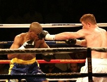 El pleito del Canelo Álvarez contra Euri González tuvo lugar hace casi 15 años, ya que Canelo se midió al dominicano en febrero de 2009 dentro de la categoría de los pesos welter. EL INFORMADOR / ARCHIVO