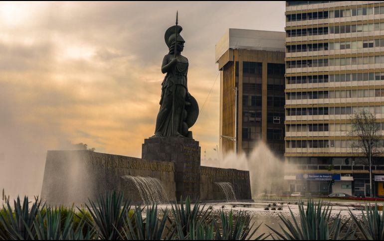 Si vas a conocer Guadalajara, te recomendamos visitar estos lugares emblemáticos de Guadalajara. Unsplash.