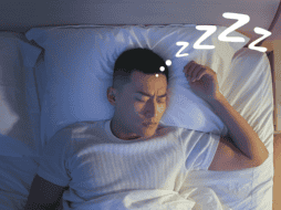 ¿Cual es la mejor y peor poscicion para dormir? Especial / Prexels vía RyanKing999