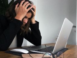 Retirarse antes de intentarlo, hace hincapié en el nerviosismo que nos causan los desafíos importantes y que muchas veces nos dejamos vencer por estos. ESPECIAL / Foto de Elisa Ventur en Unsplash