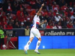 Marín podrá presumir que su nombre se ha metido para siempre en la historia del conjunto rojiblanco. CORTESÍA/CHIVAS